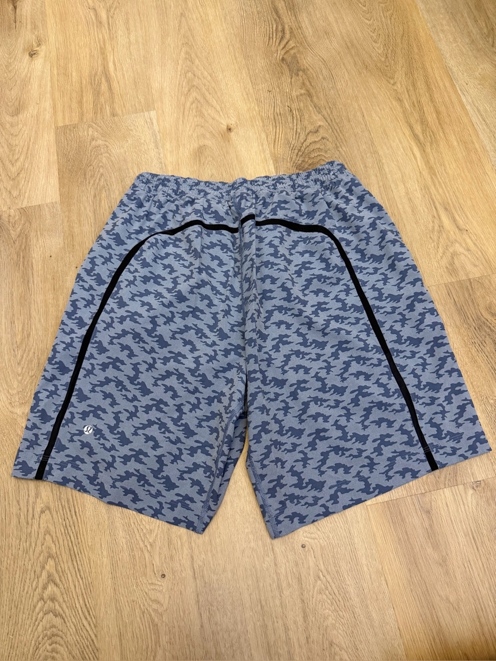 Lululemon Pace Breaker 9” Blue Camo Athletic Shorts - Picture 2 of 8